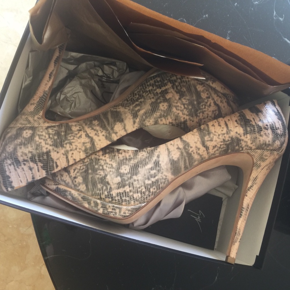 Vintage GIUSEPPE ZANOTTI OPEN TOE HEELS❤️HP - Picture 10 of 11